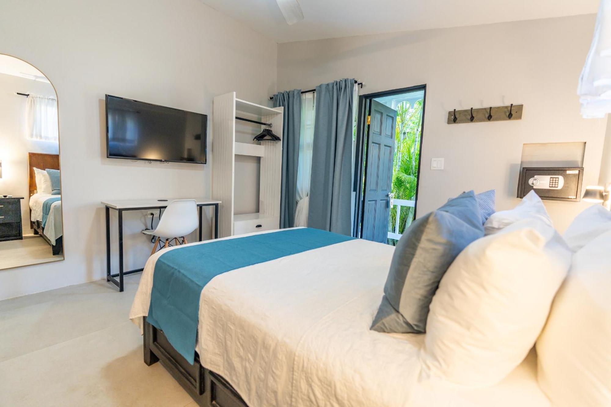 Travellers Beach Resort Negril Eksteriør bilde