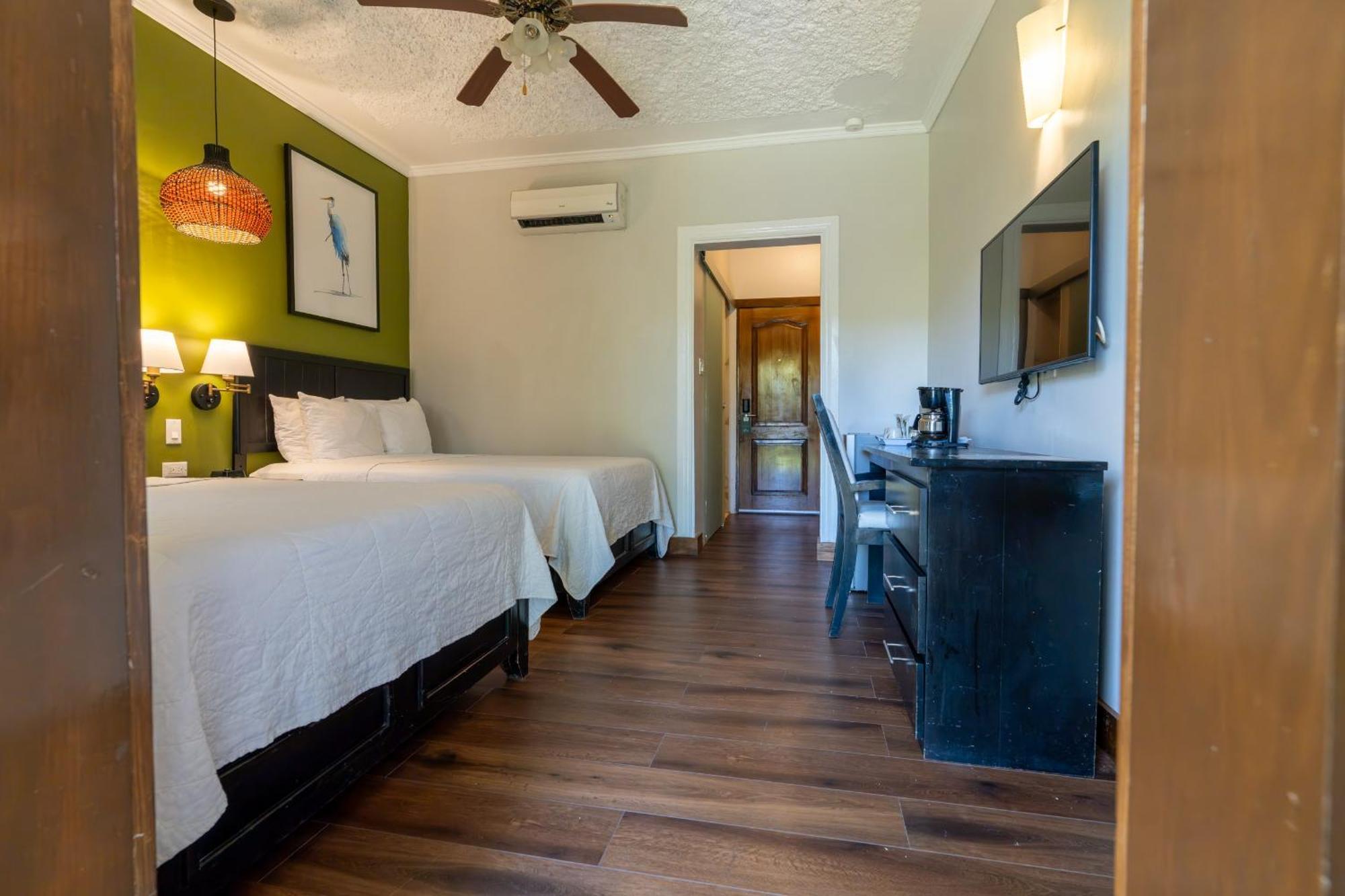 Travellers Beach Resort Negril Eksteriør bilde